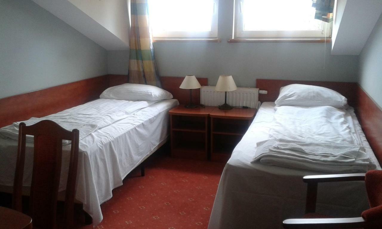 Dwor Dluzniewo B&B 외부 사진