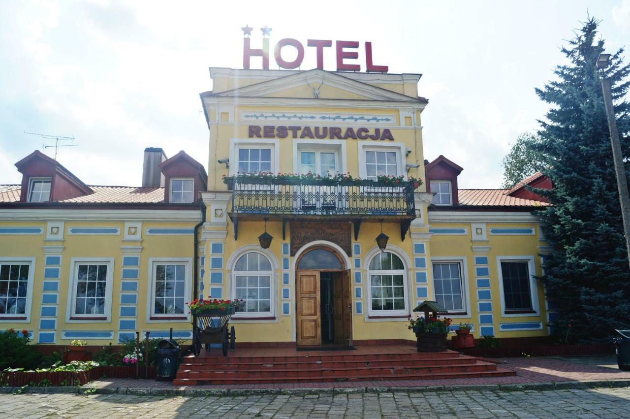 Dwor Dluzniewo B&B 외부 사진